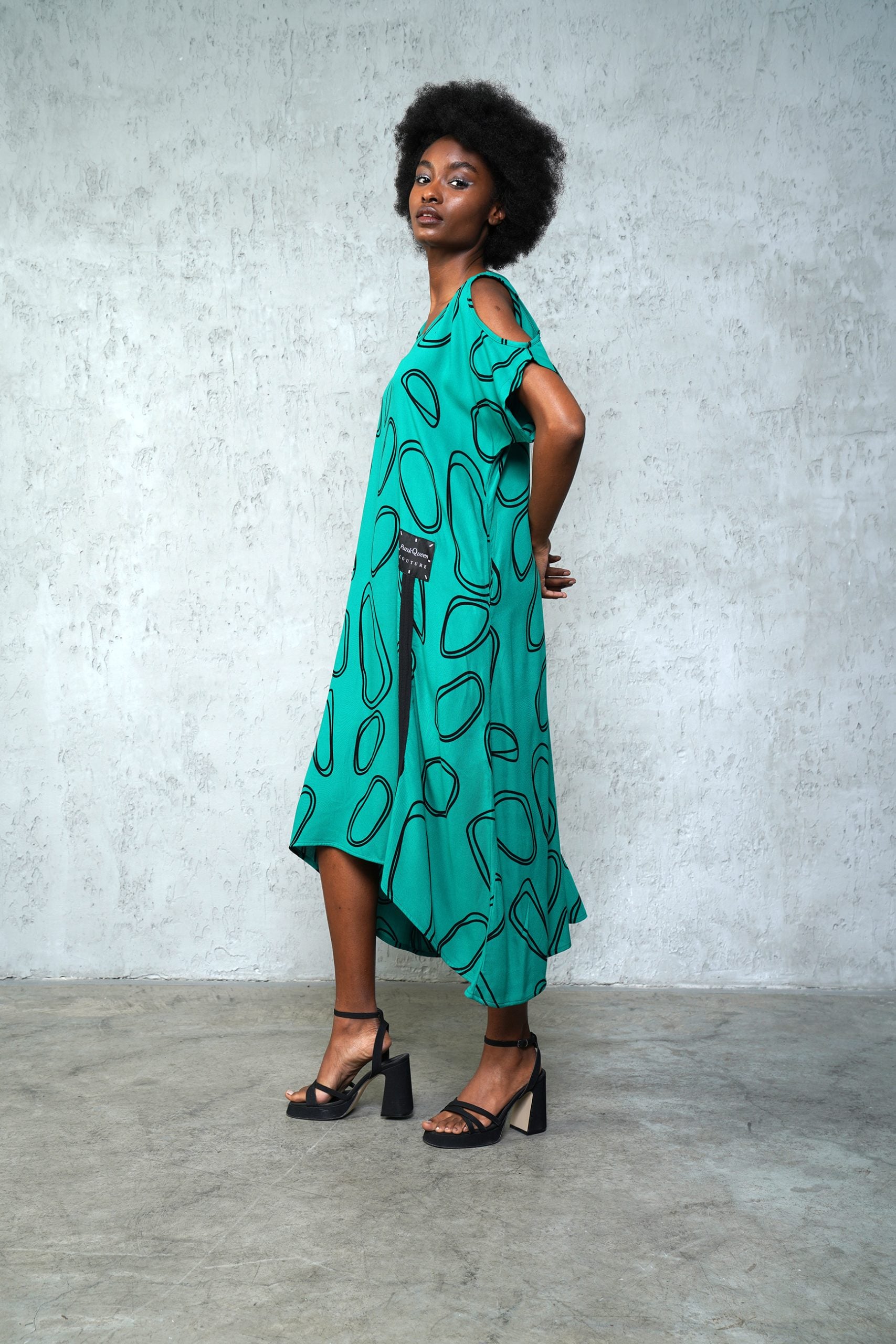 Rochie cu Decupaje și Motive Geometrice Verde XL