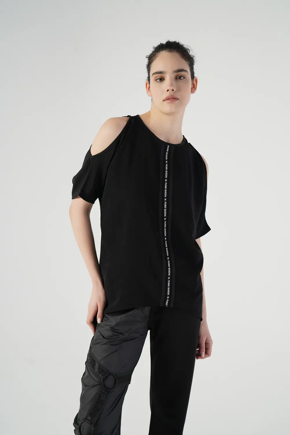 Bluza cu Umeri Decupati, Femei, Neagra S