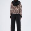 set sport negru cu imprimeu leopard văzut din spate, cu glugă