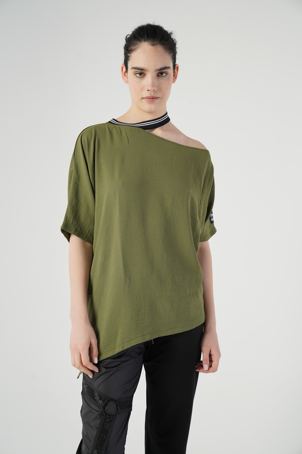 Tricou Asimetric, Lejer, Femei, Kaki M