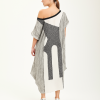 rochie oversize albă/gri văzută din spate, cu detaliu din plasă neagră pe spate