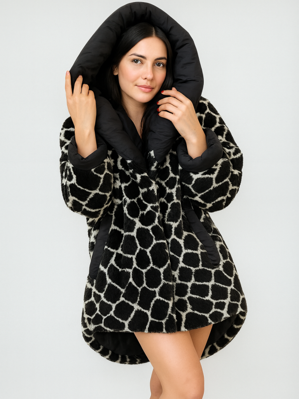 geacă cu guler maxi și print giraffe neagră damă