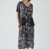 rochie grafică oversized neagră damă