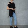 tricou asimetric cu umăr decupat negru damă